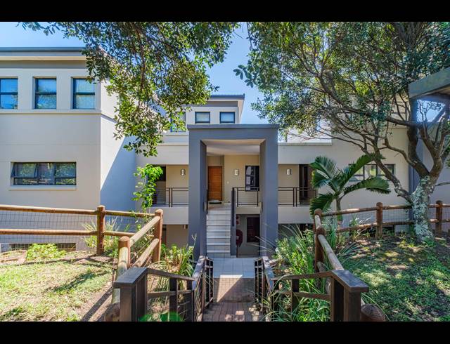 2 BEDROOM APARTMENT TO LET IN PALM LAKES ESTATE